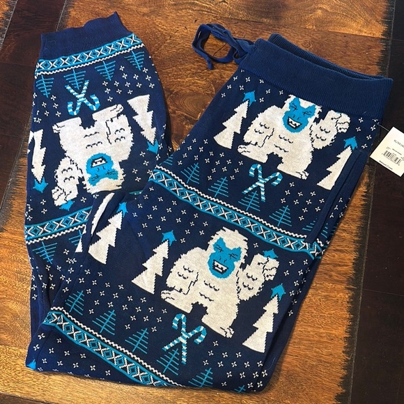 Winter scene fun lounge pants size 40/42 NWTs - Picture 1 of 3